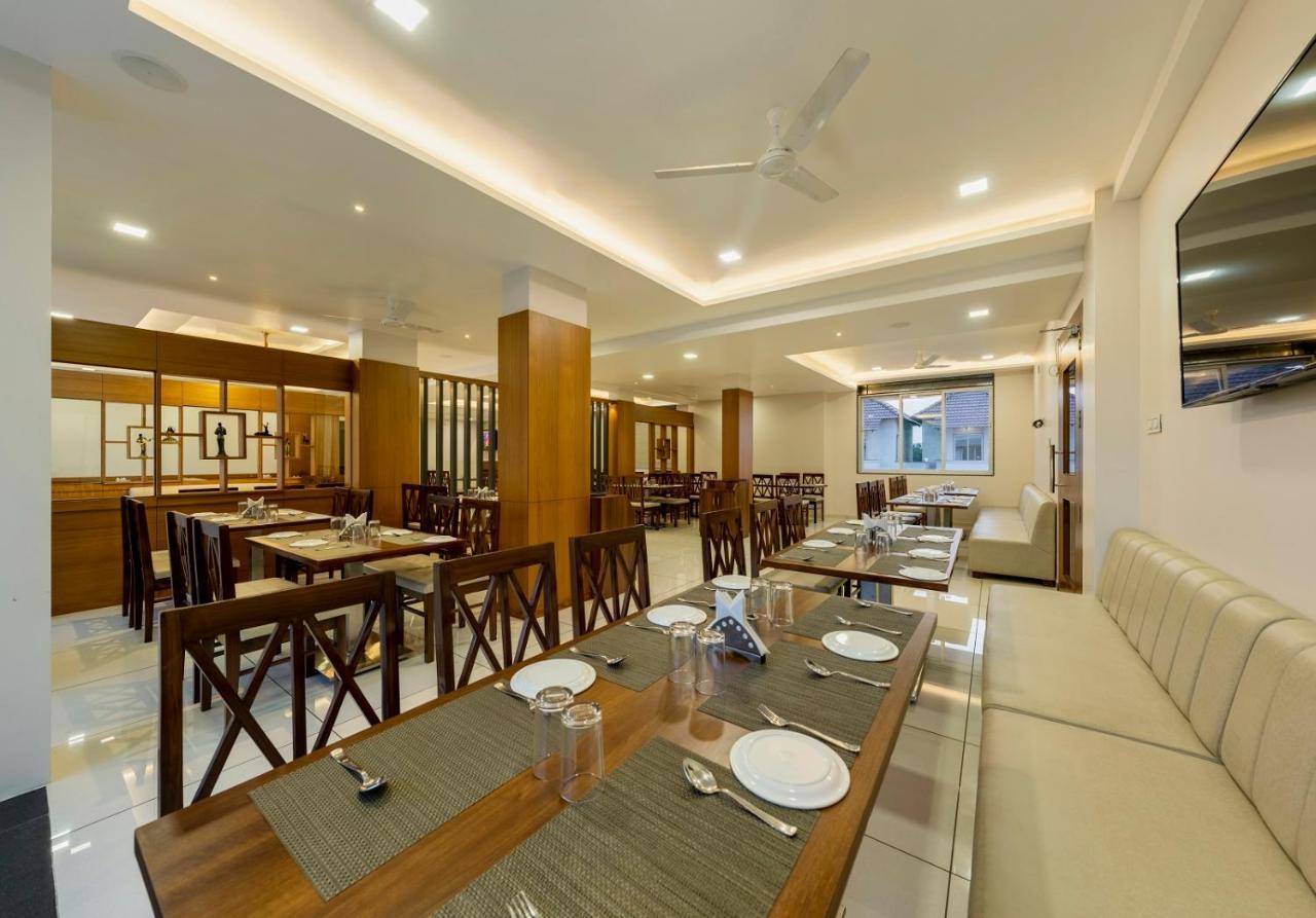 Hotel Grand Indu, 3 Star Kolhapur Exterior photo