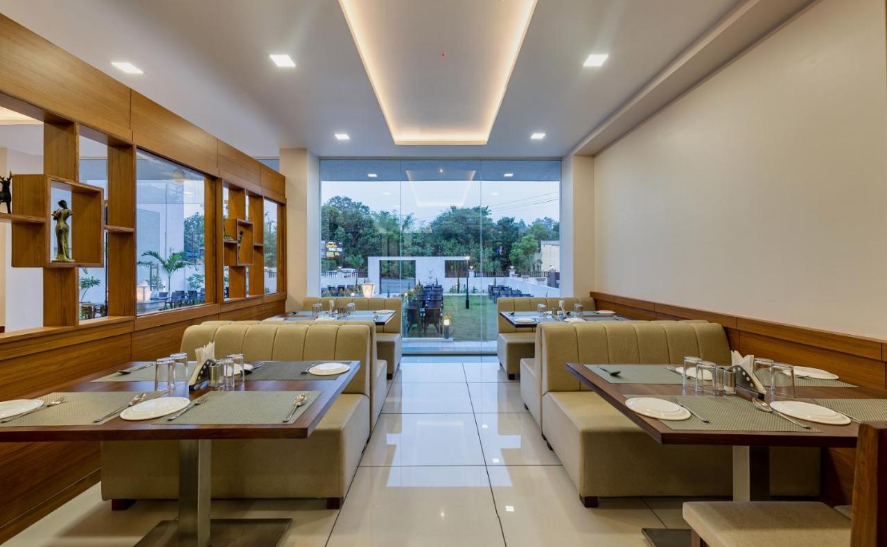 Hotel Grand Indu, 3 Star Kolhapur Exterior photo