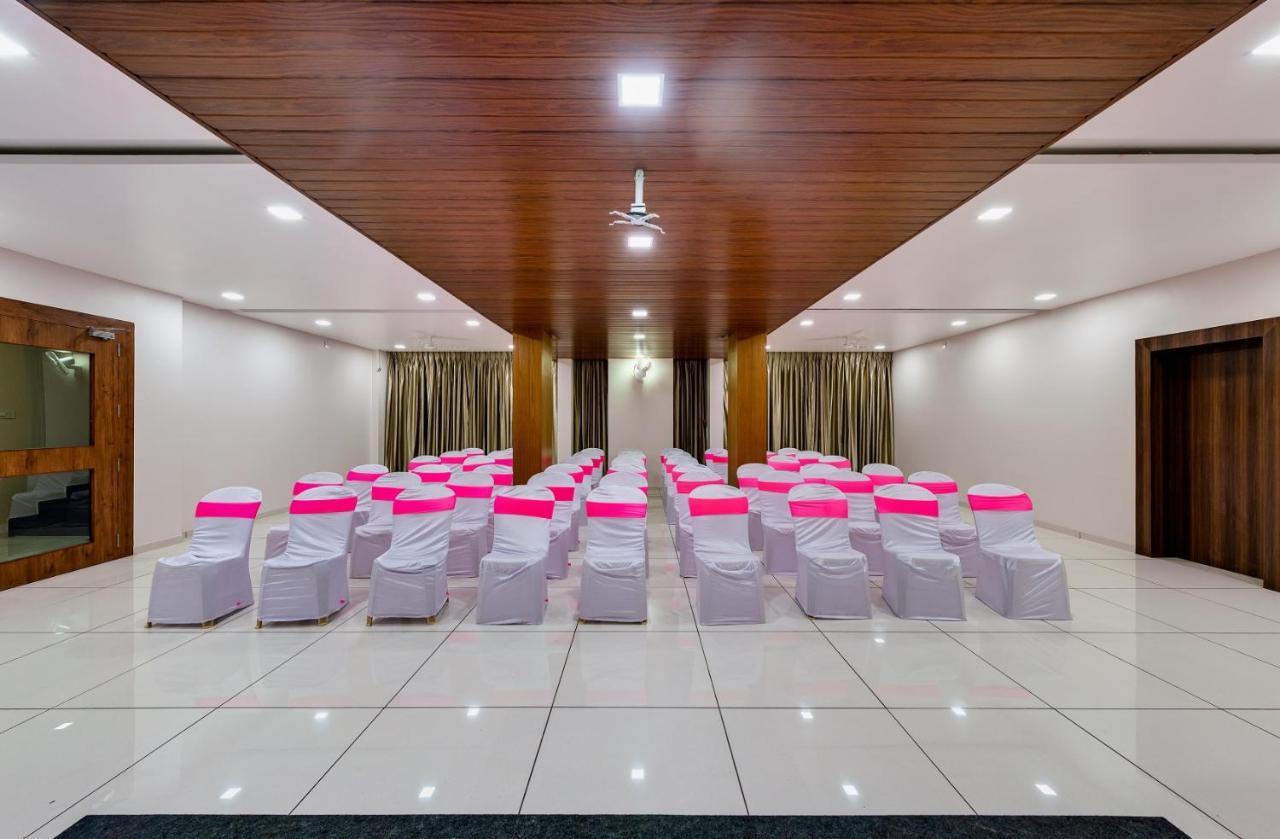Hotel Grand Indu, 3 Star Kolhapur Exterior photo