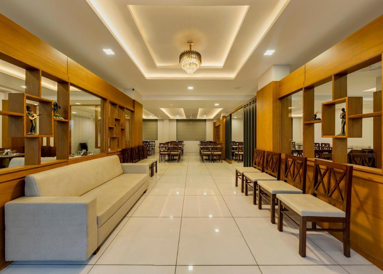 Hotel Grand Indu, 3 Star Kolhapur Exterior photo